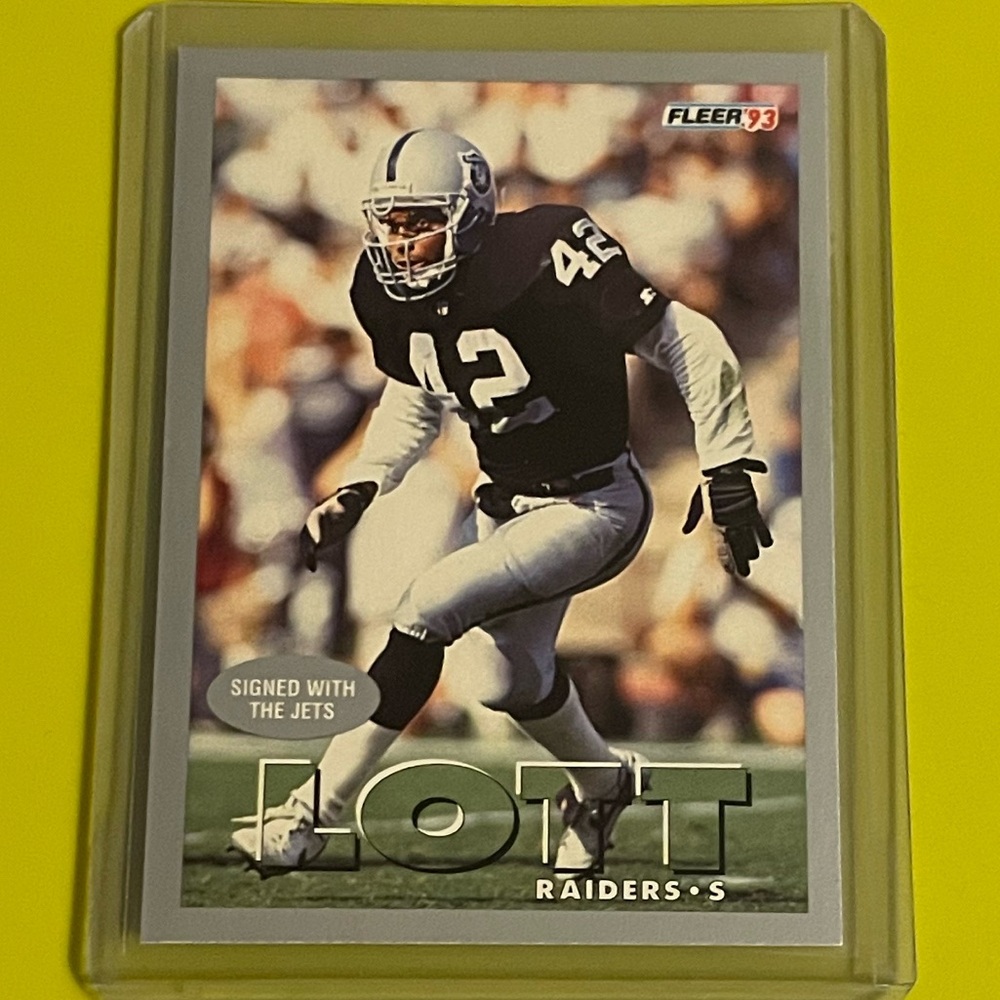 Ronnie Lott #268 1993 Fleer Football Trading Card